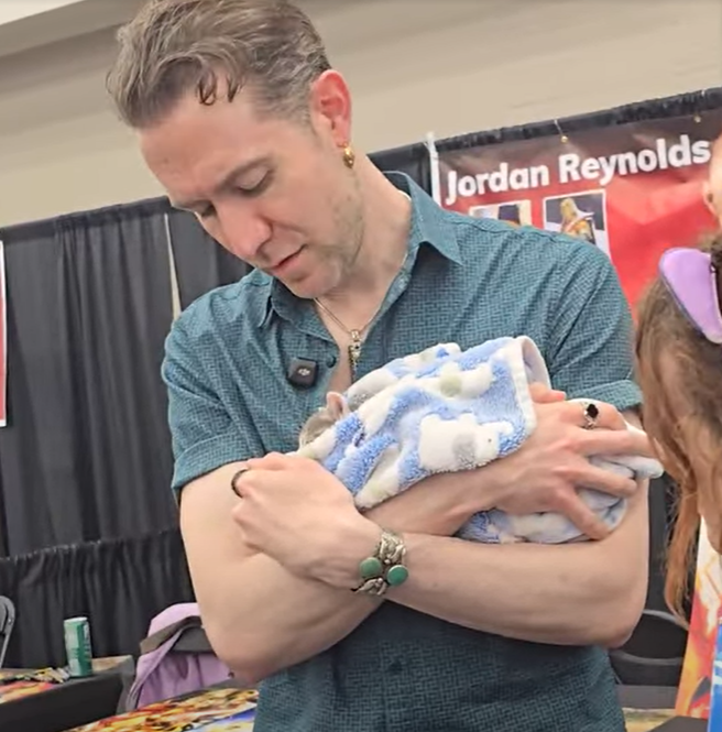 Jordan Reynolds at PurrCon